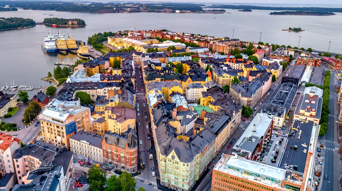 Finlands rescue act 2024 : Responsibility for smoke alarms now rests with housing companies.